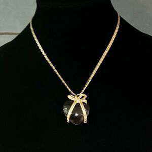 Joan Rivers Pendant Necklace Women's Black Obsidian Heart Gold Tone Avon Chain
